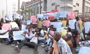 Nigerian Food, Beverage, Tobacco Workers Protest In Lagos Over Ban On Sachet Drinks, Say Over 500,000 On Verge Of Losing Jobs